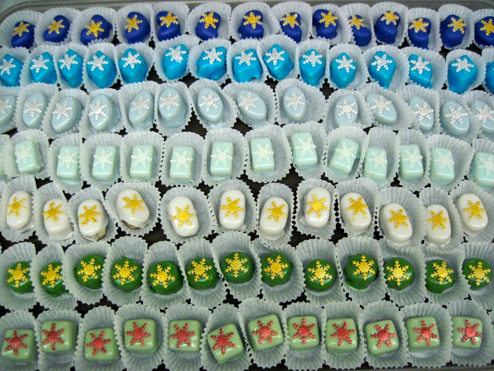 Snowflake Petit Fours